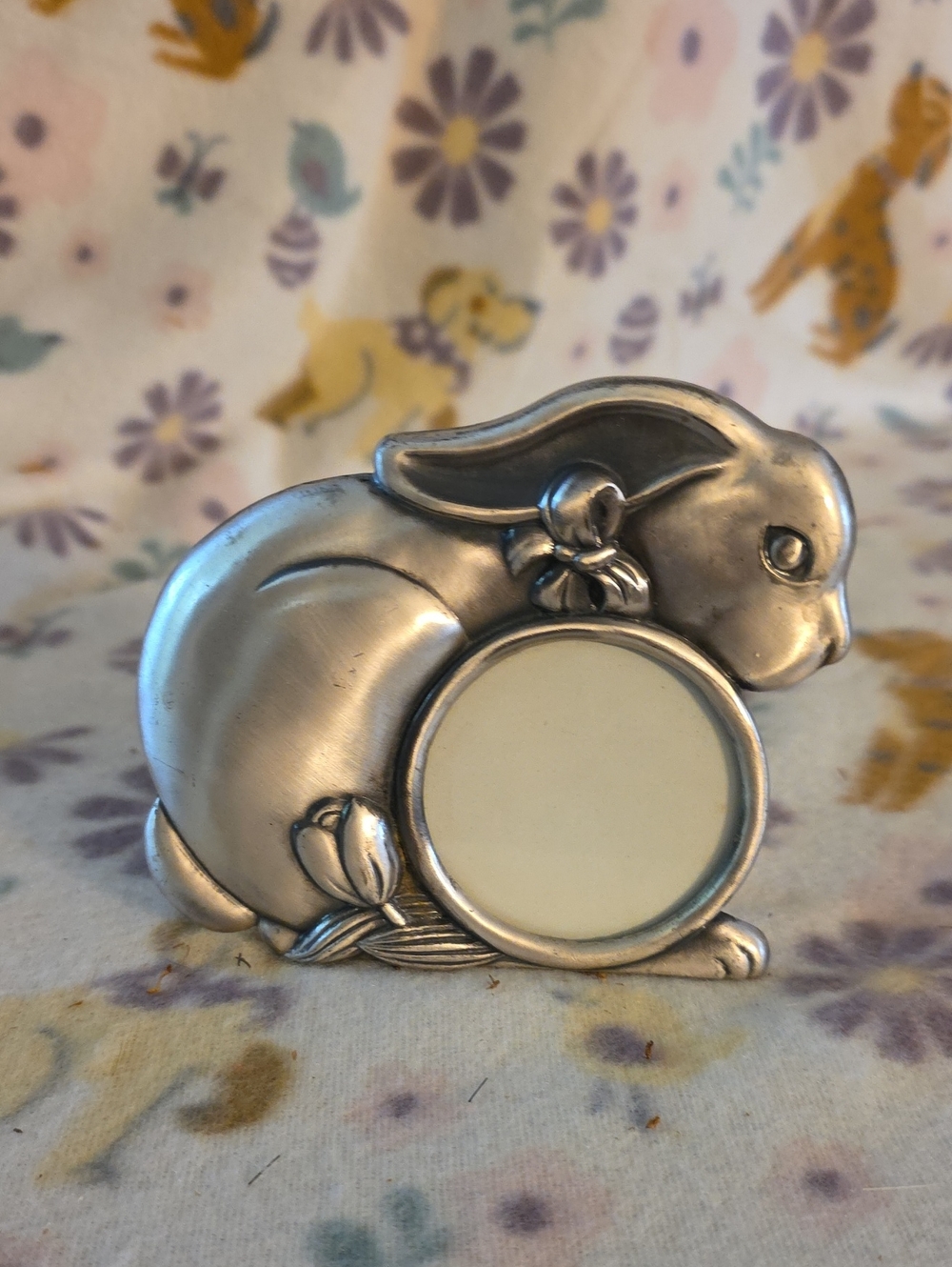 vintage silver-tone pewter bunny rabbit miniature picture frame